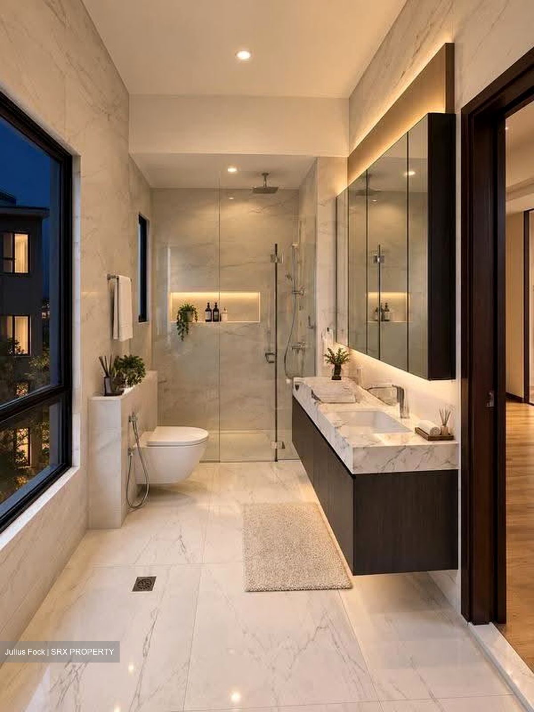 East Coast Avenue (D15), Terrace #613312771